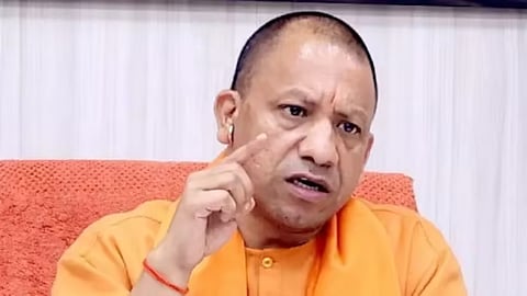 ये हैं CM योगी के 6 फरमान, होटलों, ढाबों और रेस्टोरेंट में काम करने वालों नाम पता होगा डिस्प्ले