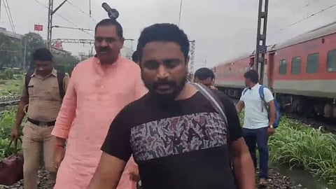 Maharashtra ministers and MLAs forced to walk on tracks