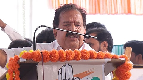 महाराष्ट्र विधानसभा चुनाव में कांग्रेस वफादारों को देगी टिकट, प्रभारी चेन्नीथला का बड़ा ऐलान