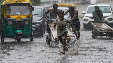 दिल्ली समेत उत्तर भारत में बारिश ने मचाया हाहाकार, वर्षाजनित घटनाओं में 28 की मौत