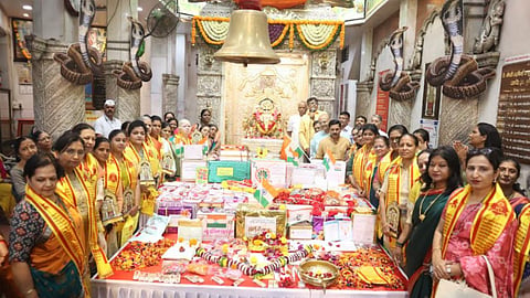 पुणे की बहनों ने भारतीय जवानों के लिए भेजी सवा लाख राखियां