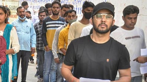 आर आर बी नौकरी