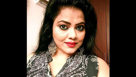 मीनू मुनीर कौन हैं, जिसने अपने 4 को-स्टार पर लगाया यौन उत्पीड़न का आरोप