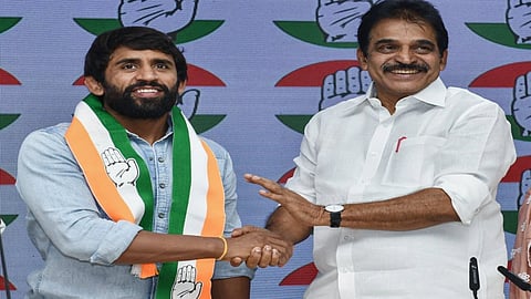 पहलवान बजरंग पुनिया का कांग्रेस में शामिल होना बना जी का जंजाल, मिली जान से मारने की धमकी