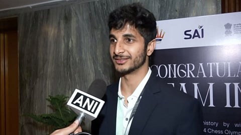 शतरंज के प्रति लोगों की धारणा बदलेगी: शतरंज ओलंपियाड में भारत के दोहरे स्वर्ण पर विदित गुजराती