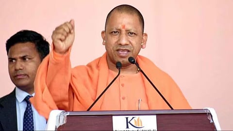 Public Holiday: सीएम योगी ने दी दशहरे पर छुट्टी का तोहफा, महानवमी के अवसर पर पब्लिक हॉलिडे का ऐलान