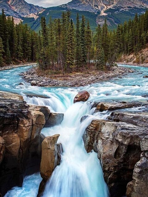 River (2)