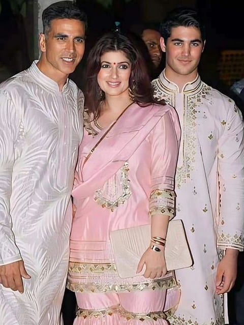 Where does Akshay Kumar son Aarav Kumar live know everything about him