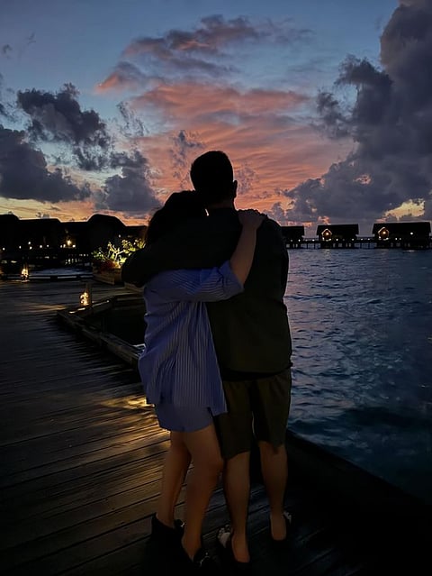 Parineeti Chopra and Raghav Chadha become romantic on first anniversary pictures viral on internet