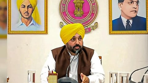 पंजाब में मान सरकार का बड़ा एक्शन: आंगनबाड़ी मोबाइल केस में ढिलाई पड़ी भारी, 2 वरिष्ठ IAS अधिकारी सस्पेंड