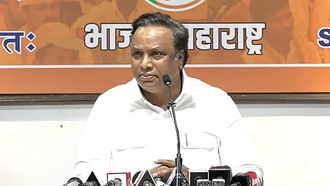 आशीष शेलार ने विपक्षी गठबंधन महाविकास आघाड़ी (मविआ) में शामिल घटक दलों के नेताओं के खिलाफ गंभीर आरोप लगाए हैं।