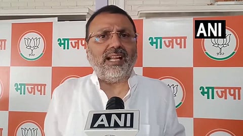 तस्वीर बीजेपी सांसद निशिकांत दुबे की है