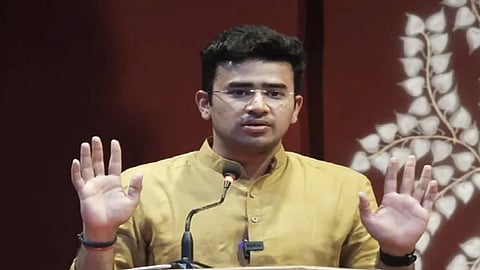बीजेपी सांसद तेजस्वी सूर्या की पुरानी तस्वीर है