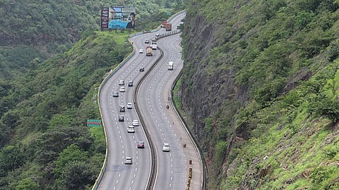 मेगा प्रोजेक्ट से बढ़ता इंफ्रास्ट्रक्चर, एमएसआरडीसी ने रिकॉर्ड समय में पूरे किए काम