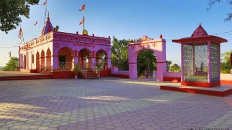 मध्य प्रदेश के इस मंदिर में दिवाली पर लगती है श्रद्धालुओं की भीड़