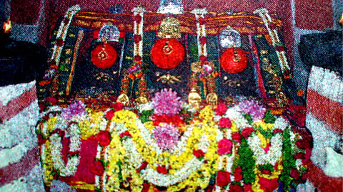 पूरे साल में सिर्फ एक बार खुलता है दक्षिण भारत का ये मंदिर, श्रद्धालु चिट्ठि लिखकर भगवान को लगाते हैं अर्जी