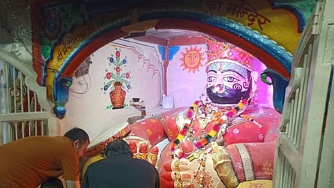 ऐसा मंदिर जहां जाने के बाद 6 महीने में हो जाती है शादी, जानें इस अद्भुत जगह के बारे में