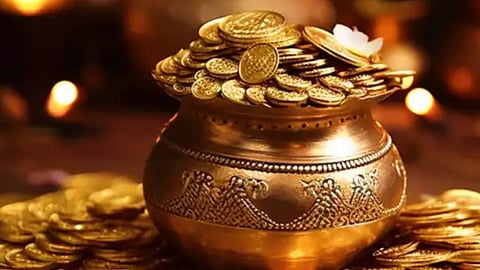 Dhanteras : भगवान विष्णु ने क्यों लिया था कुबेर जी से उधार? पढ़े रोचक किस्सा