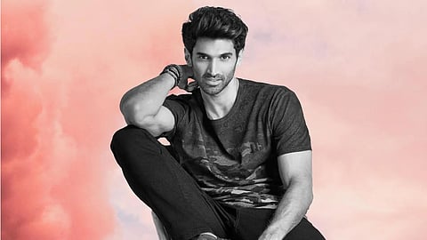 एक्टर नहीं क्रिकेटर बनाना चाहते थे आदित्य रॉय कपूर, जानें फिर कैसे पलटी एक्टर की किस्मत