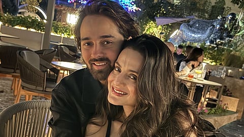 Ameesha Patel Dating Nirvaan Birla