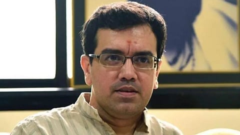 मुख्यंमंत्री शिंदे के खिलाफ चुनाव लड़ रहे केदार दिघे पर FIR दर्ज, जानिए क्या है मामला