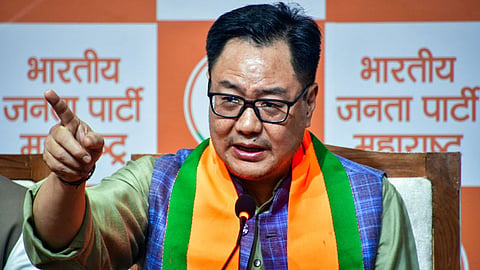 किरेन रिजिजू ने कांग्रेस पर लगाया बड़ा आरोप, बोले- वोट बैंक के लिए समुदायों को बांटने का किया काम