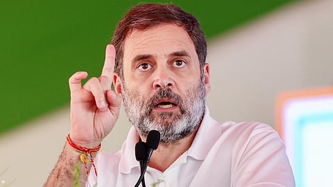 महाराष्ट्र के नांदेड़ में एक जनसभा को संबोधित करते हुए राहुल गांधी
