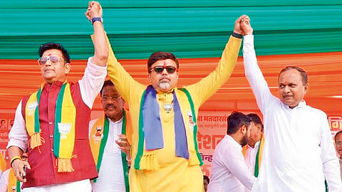 आशीष देशमुख के लिए समर्थन जुटाने सावनेर पहुंचे रवि किशन, यूपी और बिहार के लोगों से खास अपील