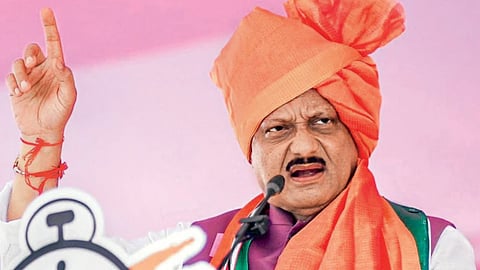 अजित पवार ने विपक्ष पर लगाया "फेक नैरेटिव" फैलाने का आरोप, पीएम मोदी को बताया संविधान का संरक्षक