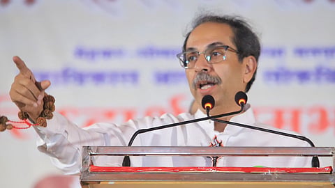 योगी के बयान से महायुति में पड़ी दरार, उद्धव ठाकरे बोले- भाजपा के समर्थन में नहीं अजित पवार