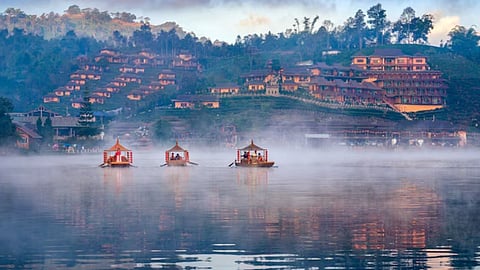 कम बजट में करना चाहते हैं नैनीताल का ट्रिप? यहां मिलेगी पूरी जानकारी