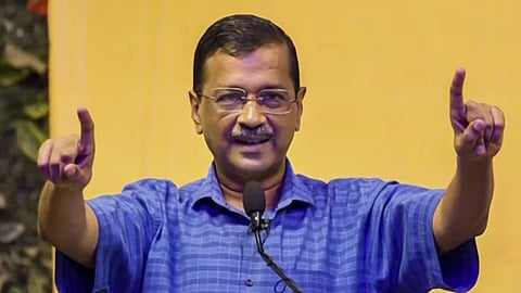 Delhi Polls: सरकारी आवास कर्मचारियों के लिए केजरीवाल ने किया 7 गारंटी का ऐलान, इस पोर्टल से कर सकेंगे अप्लाई