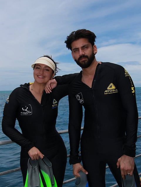 sonakshi sinha and zaheer iqbal (9)