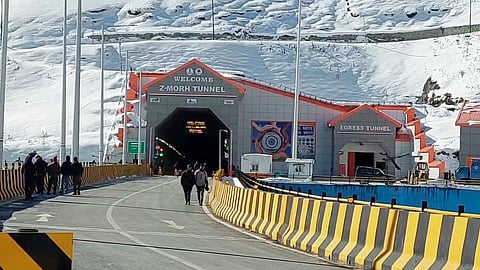 जम्मू-कश्मीर को पीएम मोदी ने दी बड़ी सौगात, श्रीनगर-लेह को जोड़ने वाली Z-Morh टनल का किया उद्घाटन