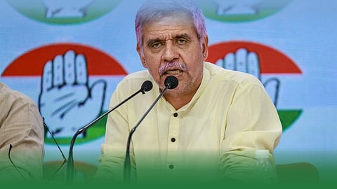 CM योगी का एक फैसला... और यूपी से दिल्ली तक मच गया बवाल, AAP के बाद अब कांग्रेस नेता संदीप दीक्षित की हुई एंट्री