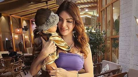 Sherlyn Chopra With Adopted Daughter Photo went Viral