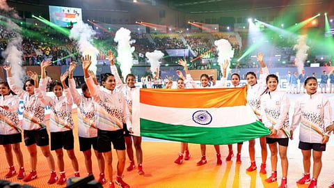 WOMENS KHO KHO