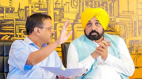 गुजरात उपचुनाव के लिए AAP की तैयारी, केजरीवाल-भगवंत मान समेत 40 स्टार प्रचारकों की सूची जारी