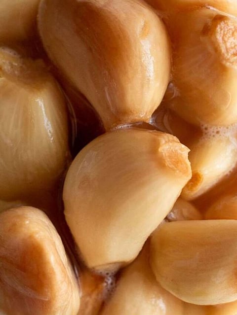 raw garlic (1)