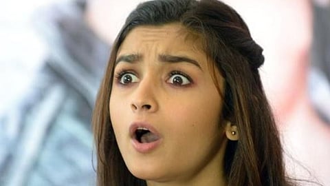 Alia Bhatt Funny Habits Actress Revealed She Look in to another people Window