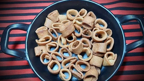 गणगौर पर मीठे गुने बनाने की विधि