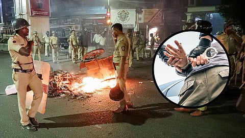 गांधी गेट पर शिवाजी की प्रतिमा के सामने विश्व हिंदू परिषद और बजरंग दल कार्यकर्ताओं ने औरंगजेब की प्रतीकात्मक कब्र को जलाया।