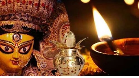 चैत्र नवरात्र में अखंड ज्योत रखने के हैं ये विशेष नियम, विधिवत स्थापना से मनोकामनाएं होंगी पूरी, जानिए ज्योत बुझने पर क्या करें