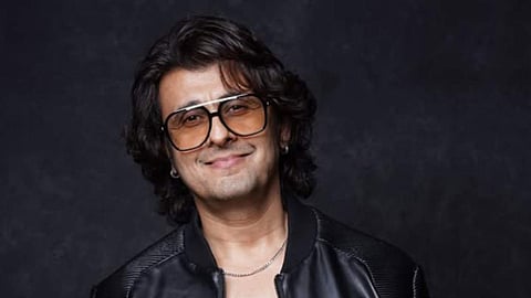 Sonu Nigam पर कॉन्सर्ट के बीच हुई पत्थरबाजी, एक लाख से ज्यादा छात्र हुए थे शामिल, टीम के सदस्य हुए घायल