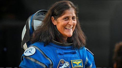 सुनीता विलियम्स: इतिहास रच देने वाली भारतीय मूल की अंतरिक्षयात्री, जानें उनका जीवन परिचय और कुछ ख़ास बातें