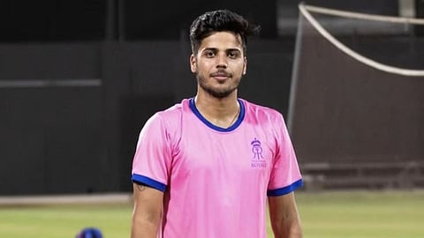 पहले की दहेज की मांग, फिर अन्य महिलाओं से बनाए शाररिक सबंध, दिग्गज क्रिकेटर अमित मिश्रा पर पत्नी ने लगाए गंभीर आरोप