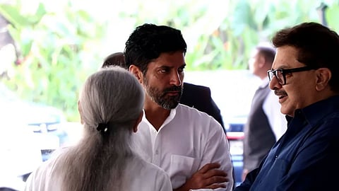 Manoj Kumar: आमिर खान से जया बच्चन तक, मनोज कुमार की प्रार्थना सभा में लगा सितारों का जमावड़ा