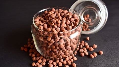 3 बड़े रोगों का दुश्मन है काला चना, हार्ट हेल्थ के साथ इन रोगियों के लिए वरदान से कम नहीं, आज़मा कर देखें