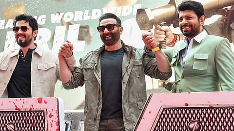 Sunny Deol Supporting Kisan Andolan