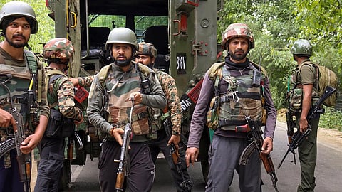 Jammu Kashmir Encounter: उधमपुर तड़तड़ाईं गोलियां...सुरक्षाबलों और आतंकियों की मुठभेड़, दोनों तरफ से गोलीबारी जारी